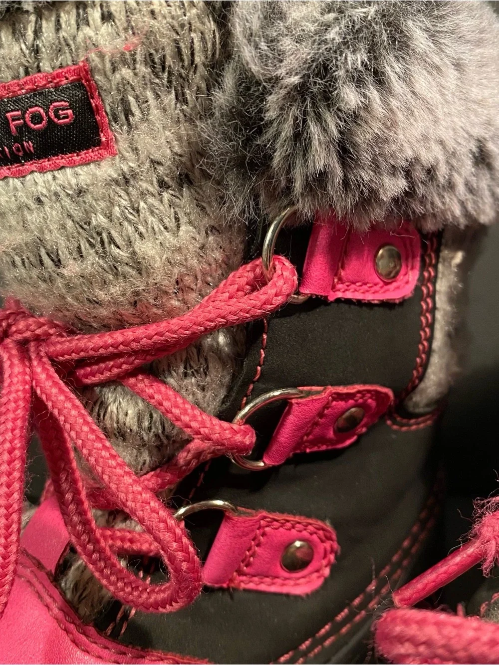 London Fog Girls Sz 13 Black and Pink Faux-Fur Trim Winter Boots